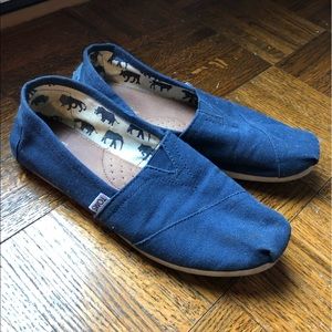 Toms Women’s slip-ons